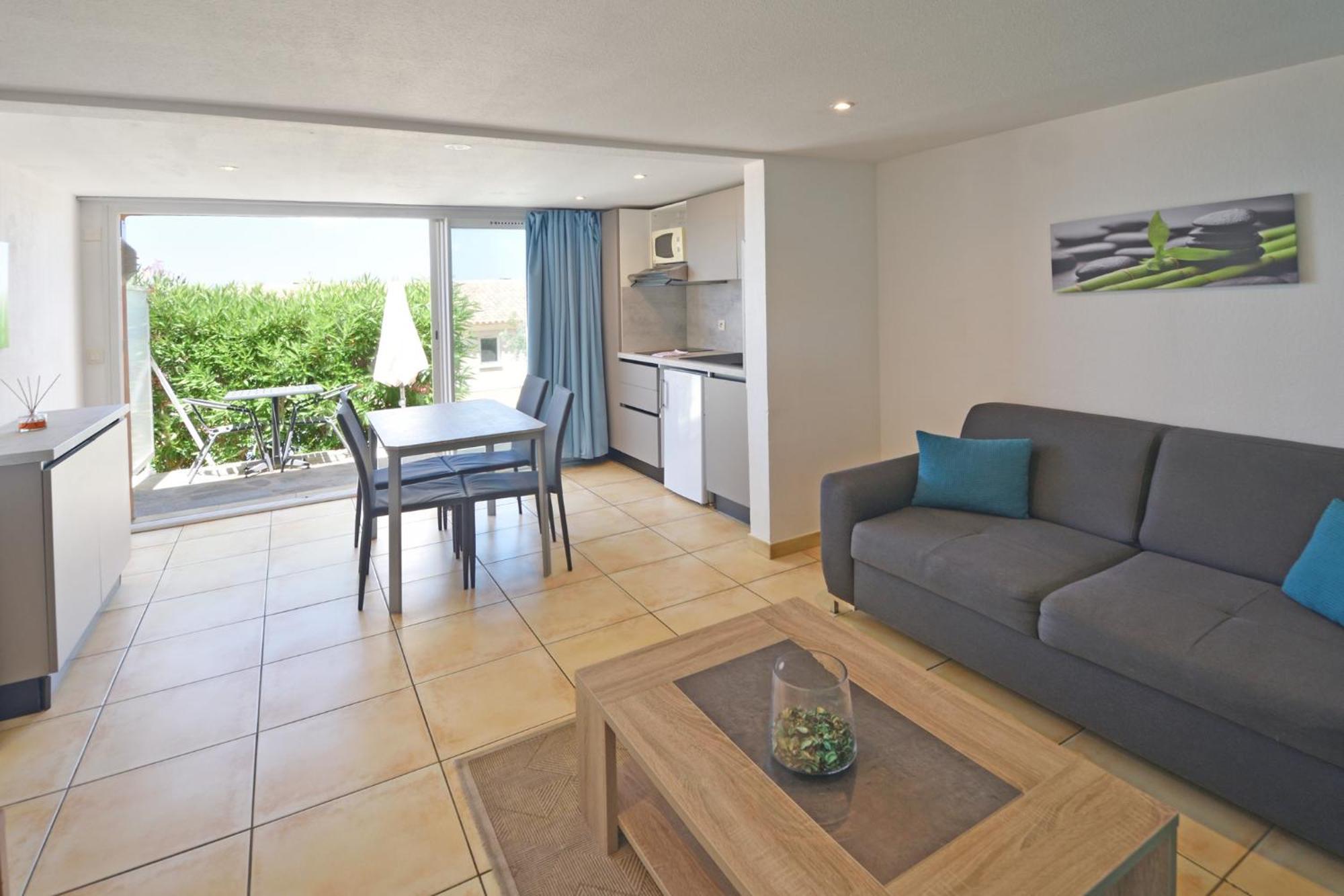 Calvi Appart Hotel Bagian luar foto