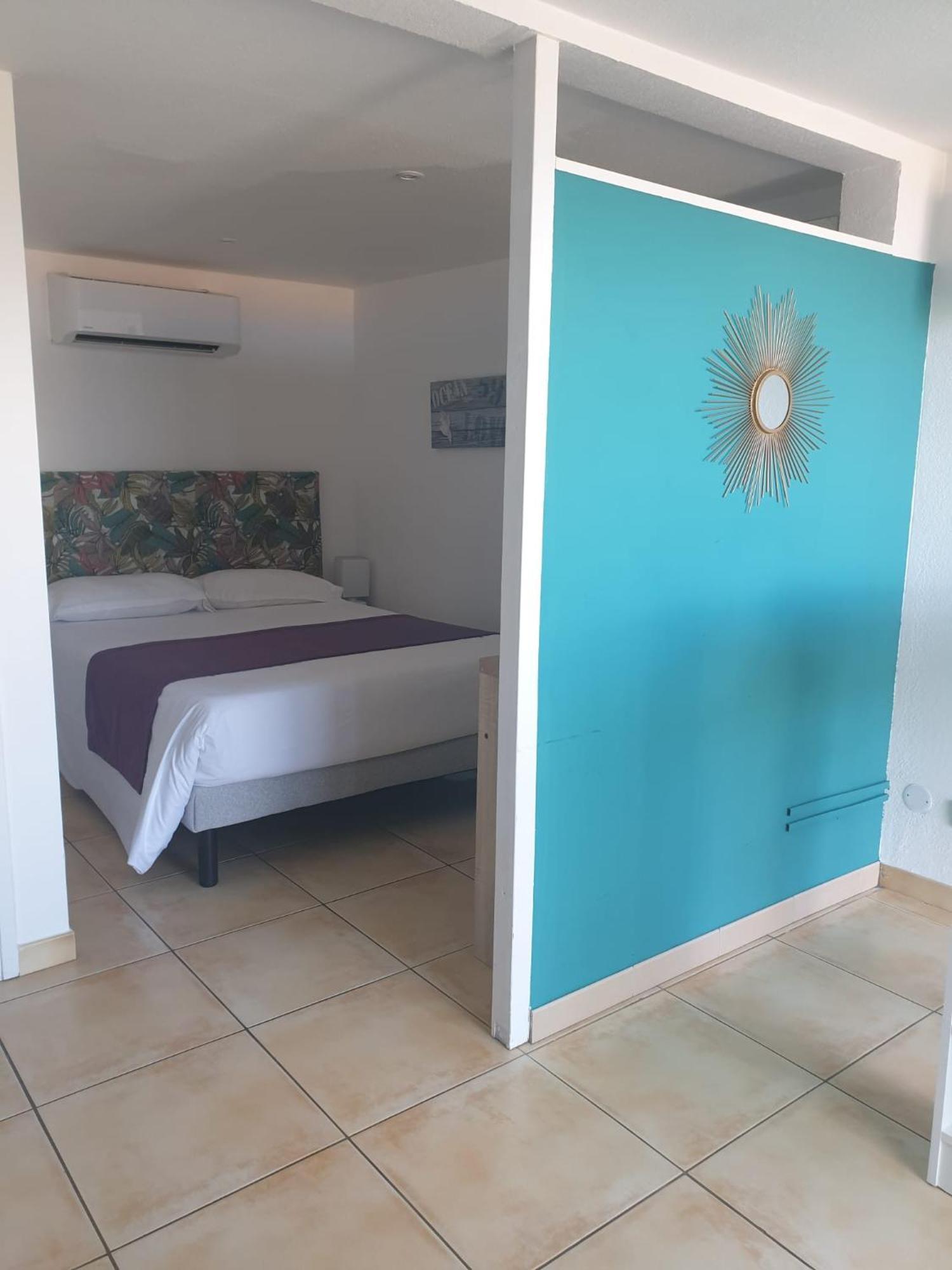 Calvi Appart Hotel Bagian luar foto