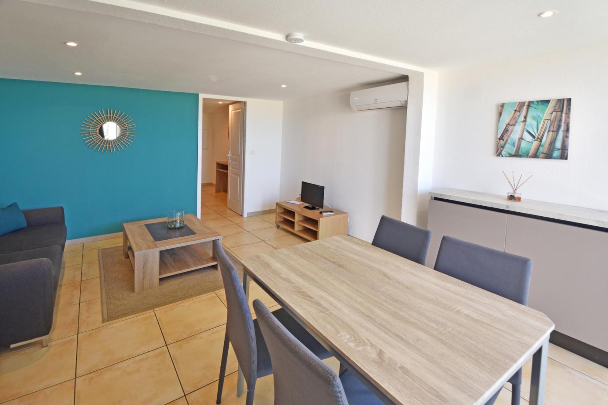 Calvi Appart Hotel Bagian luar foto