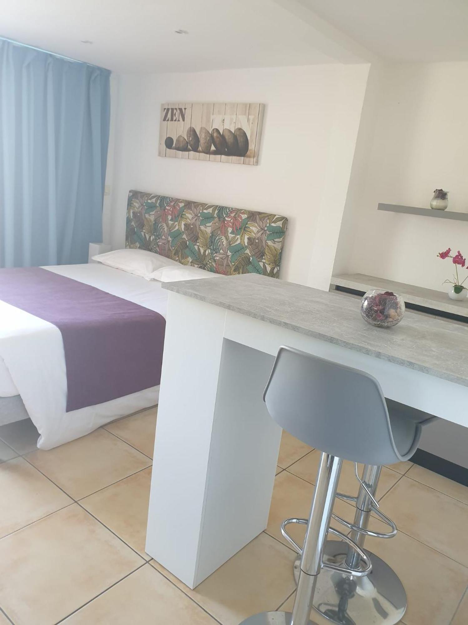 Calvi Appart Hotel Ruang foto