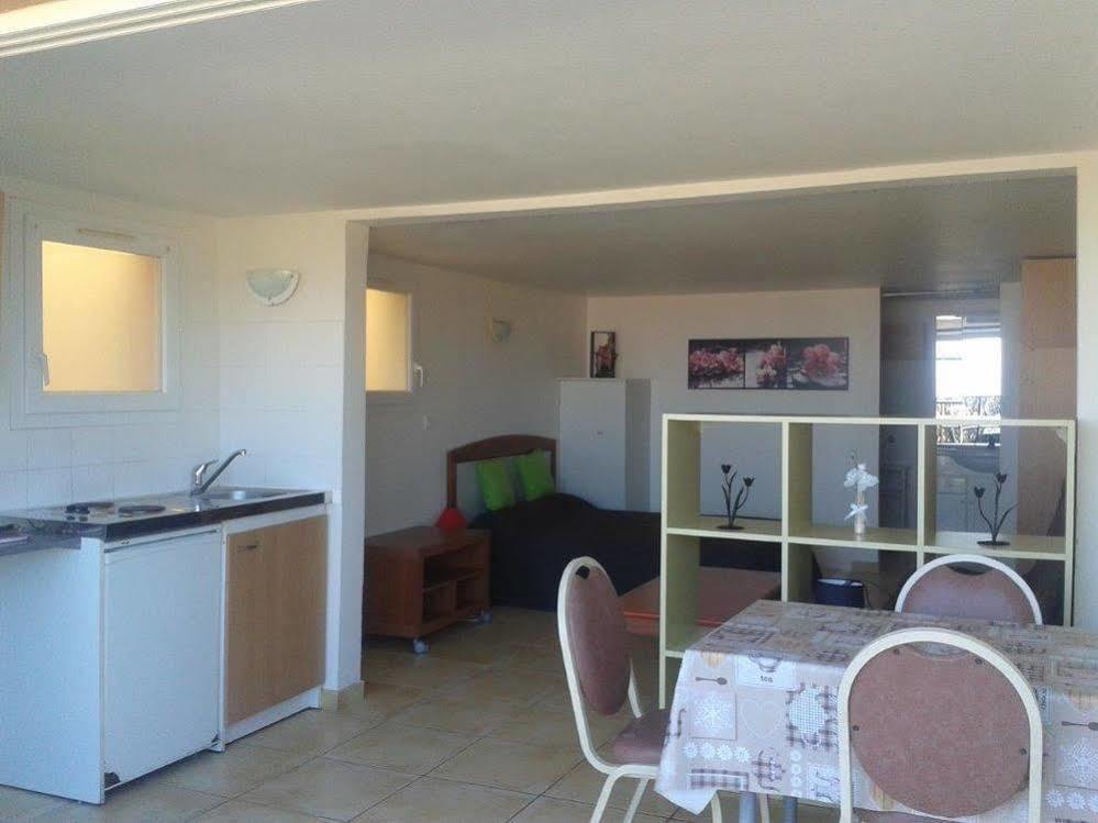 Calvi Appart Hotel Bagian luar foto